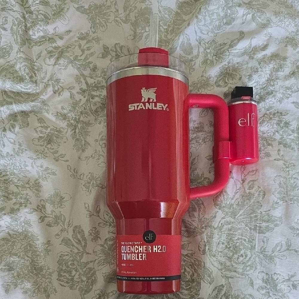 Stanley Red Quencher H2.0 Tumbler with Handle